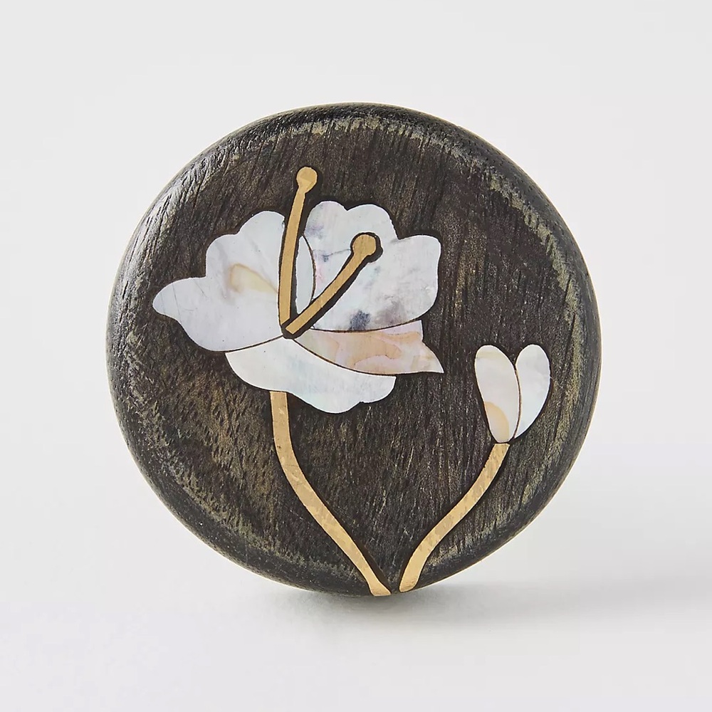 Anthropologie Olivia Knobs (10) - Picture 2 of 5